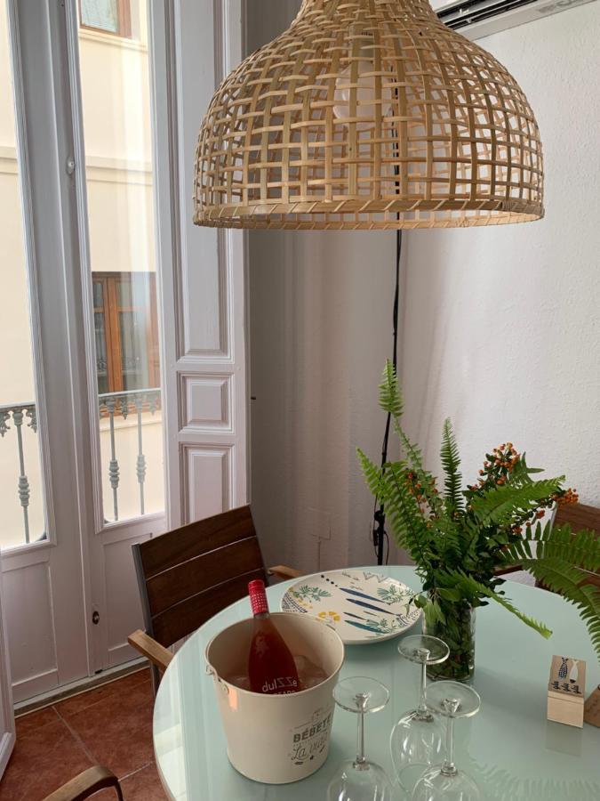 Luz Y Sencillez En El Centro Historico De Malaga Apartment Exterior photo